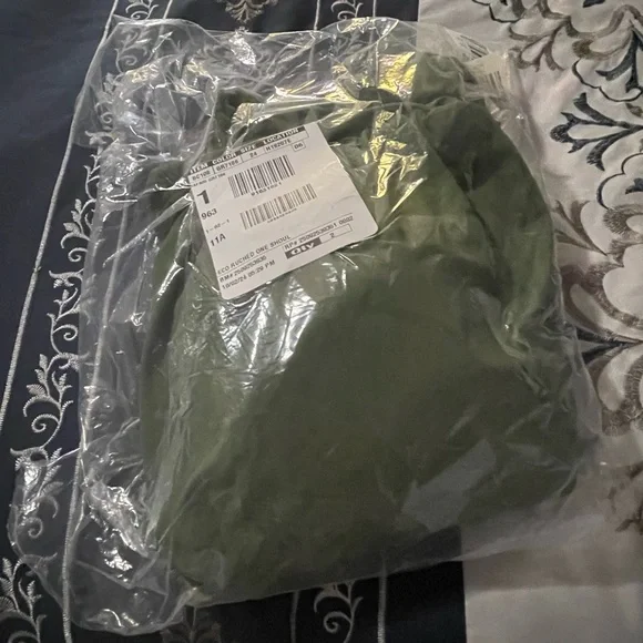 New JCrew one piece swim suit - Picture 5 of 6